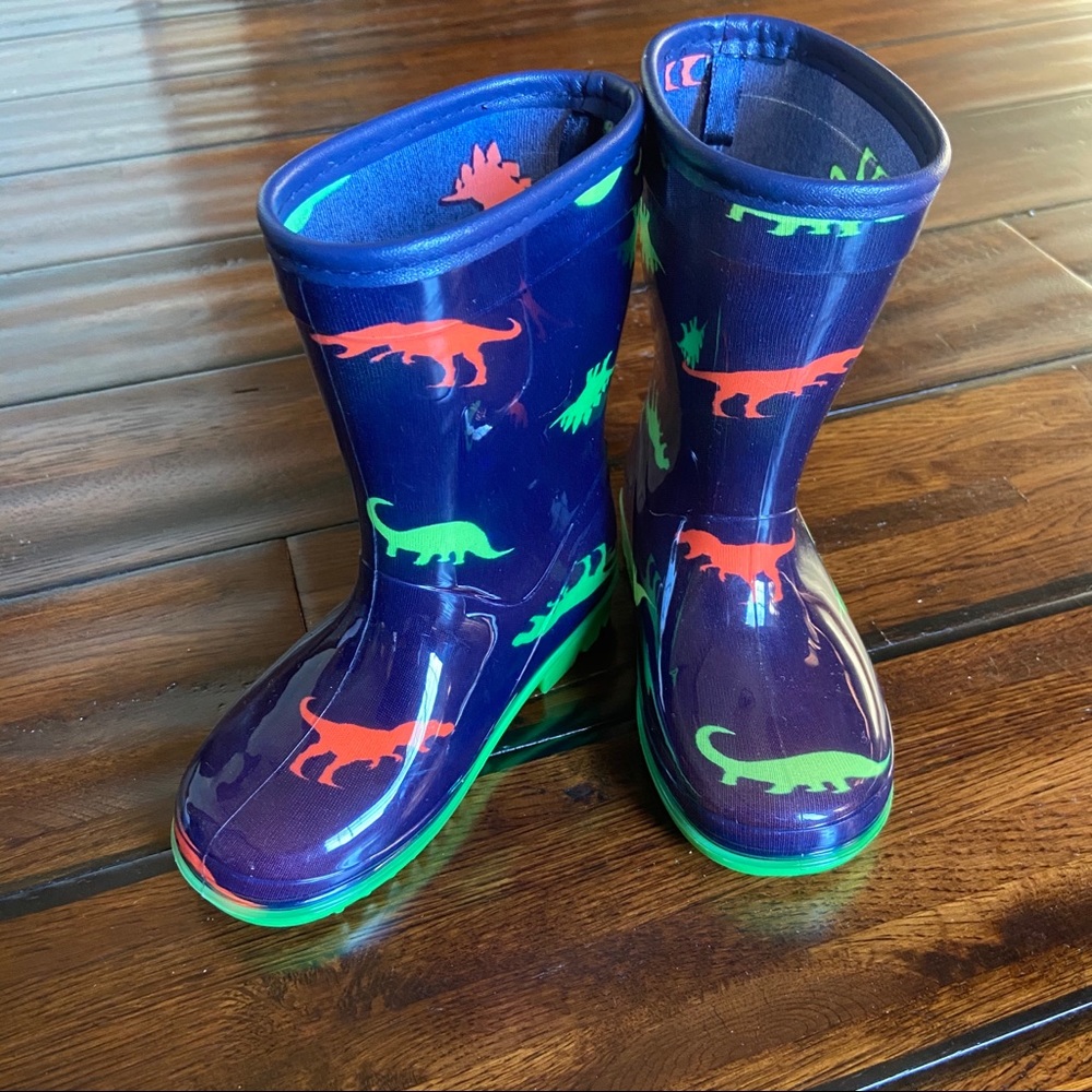 New Carter’s Dinosaur Rain Boots
